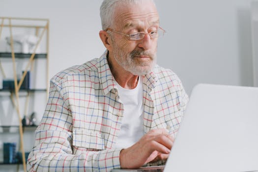 10 CRM Software for Enhancing Customer Experience in 2024