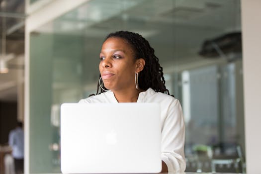 10 CRM Software for Efficient Sales Pipeline Management