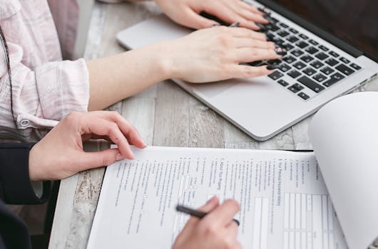 10 CRM Software That Simplify Customer Data Management